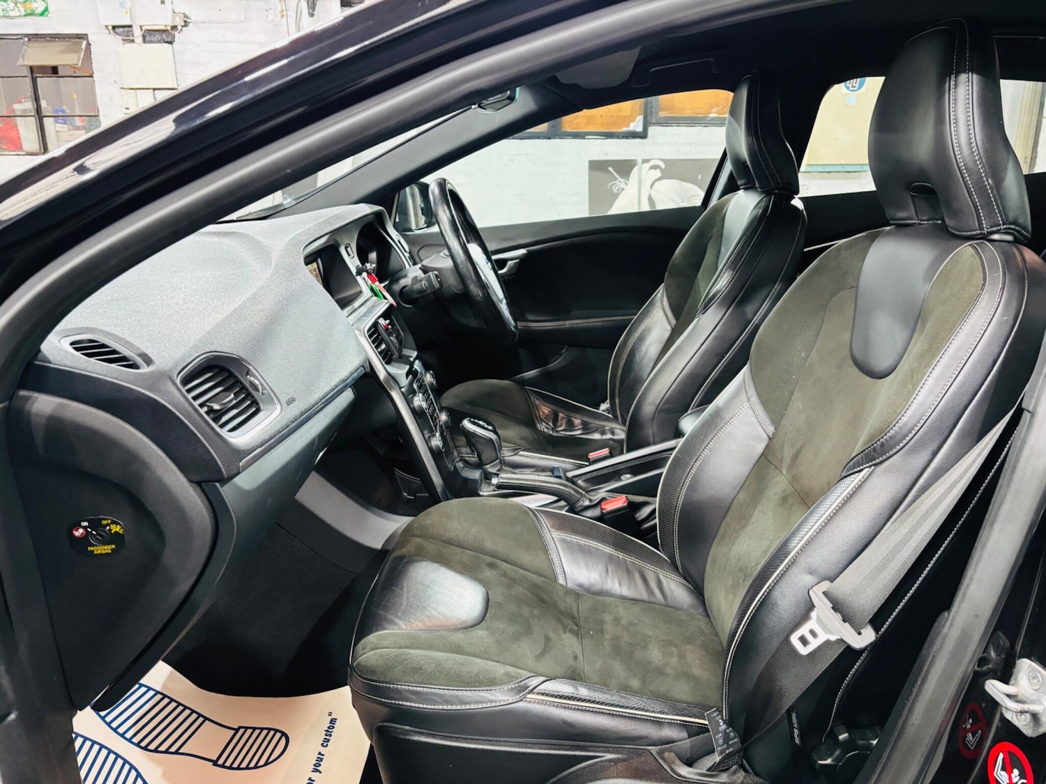 Used Volvo V40 for sale - 77794230: Photo 15