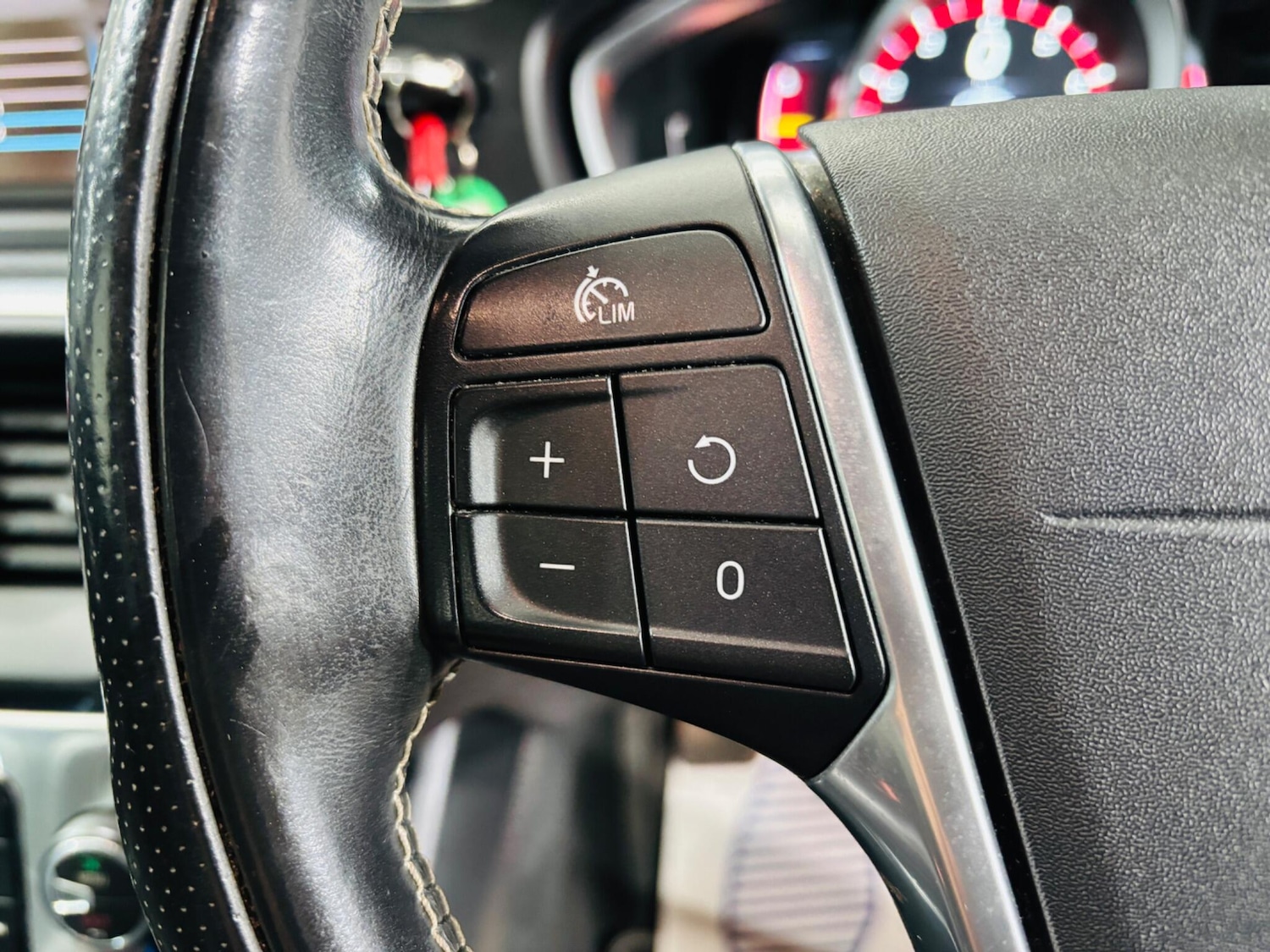 Used Volvo V40 for sale - 77794230: Photo 20