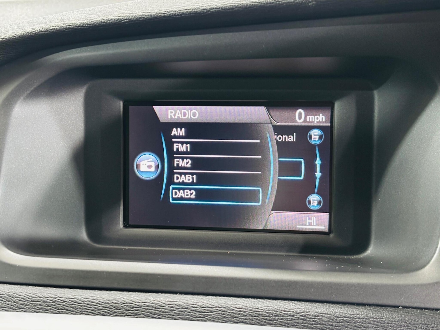 Used Volvo V40 for sale - 77794230: Photo 21