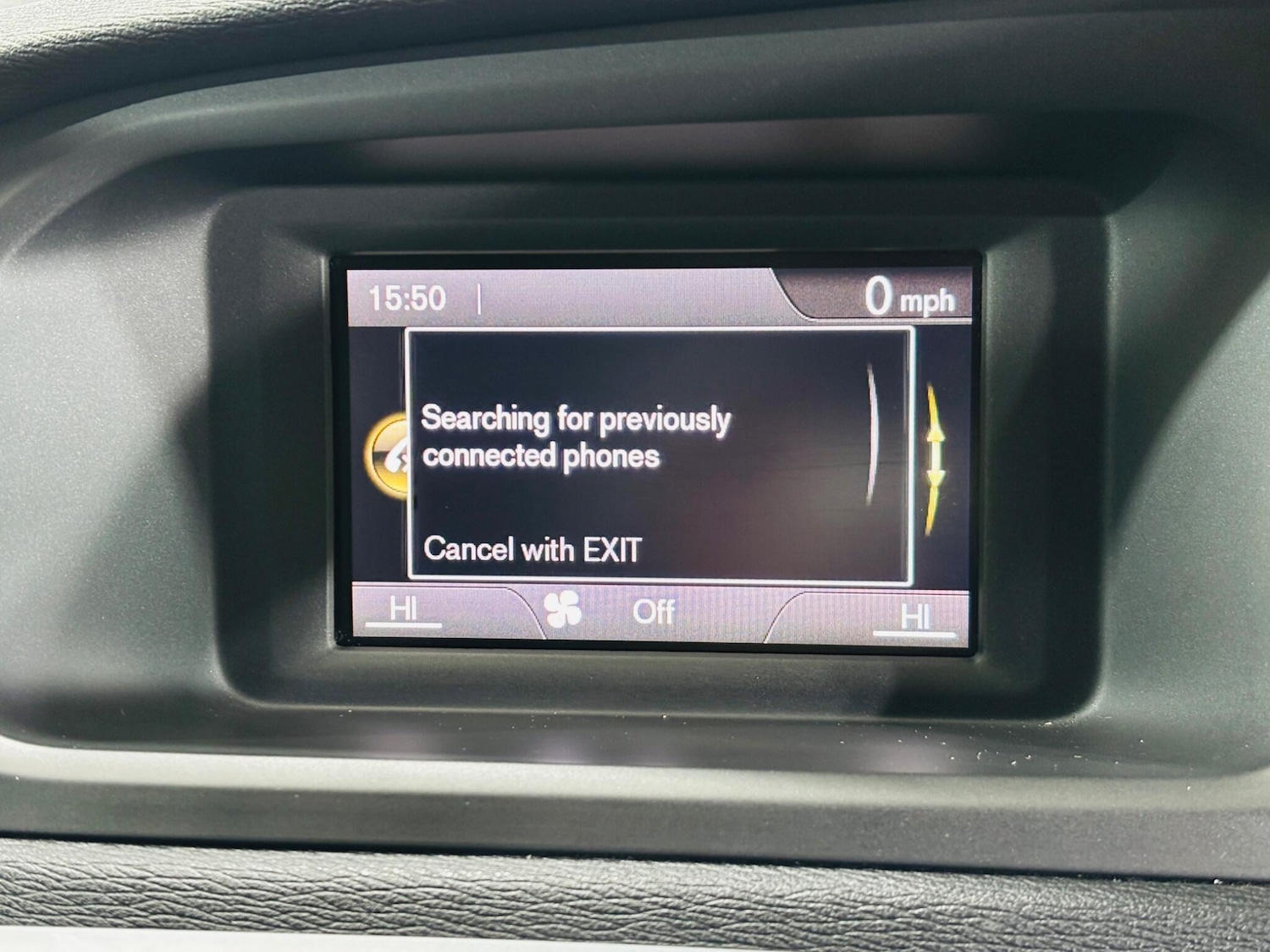 Used Volvo V40 for sale - 77794230: Photo 24