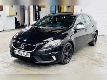 Used Volvo V40 2015 for sale - 77794230: Photo