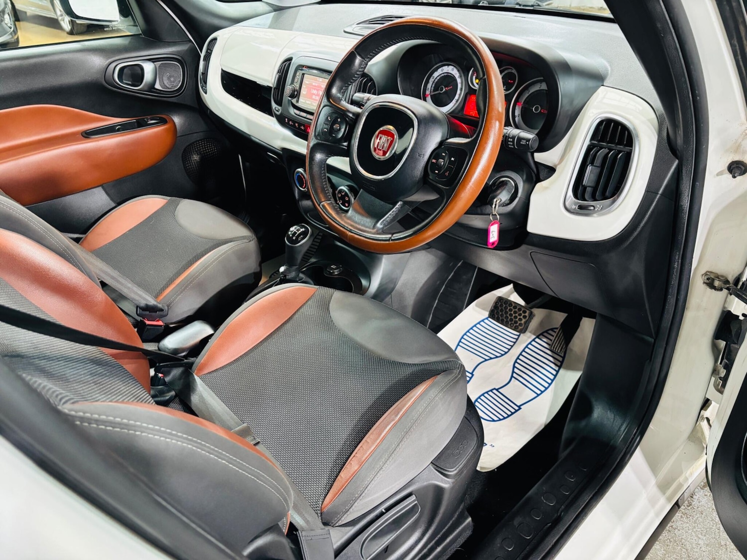 Used Fiat 500L 2014 for sale - 77695682: Photo 10