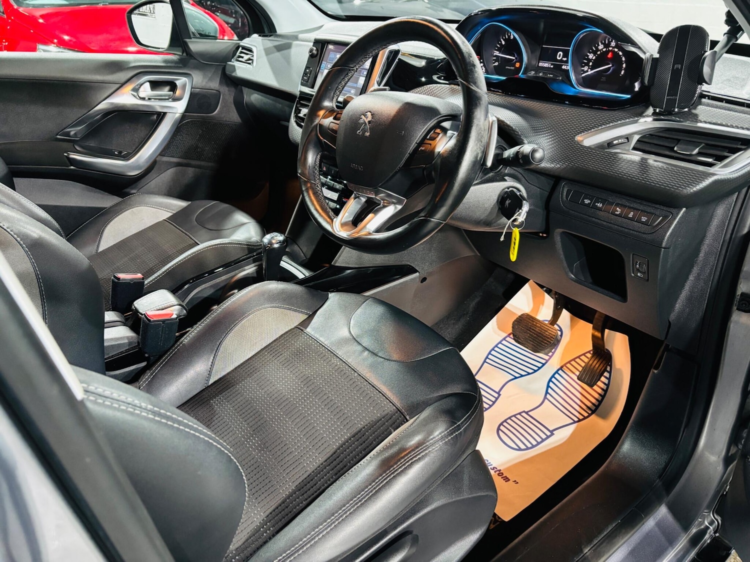 Used Peugeot 2008 2016 for sale - 76633760: Photo 10