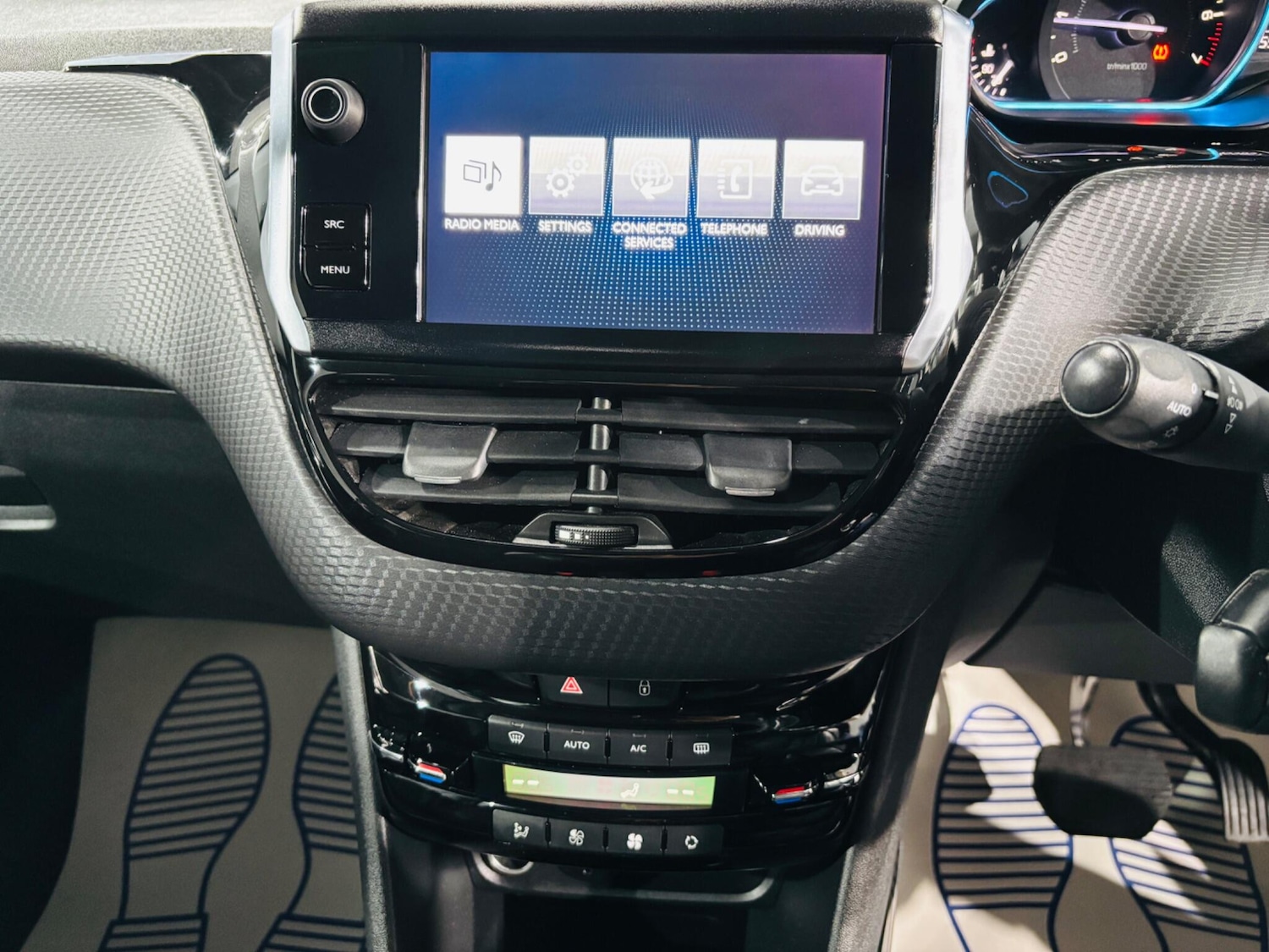 Used Peugeot 2008 2016 for sale - 76633760: Photo 22