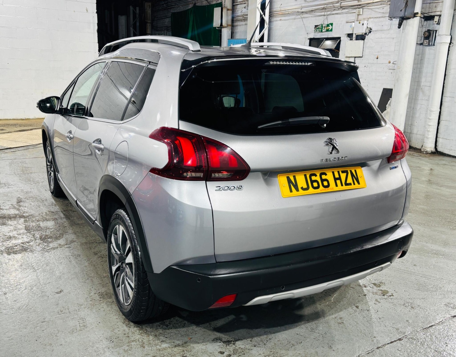Used Peugeot 2008 2016 for sale - 76633760: Photo 7