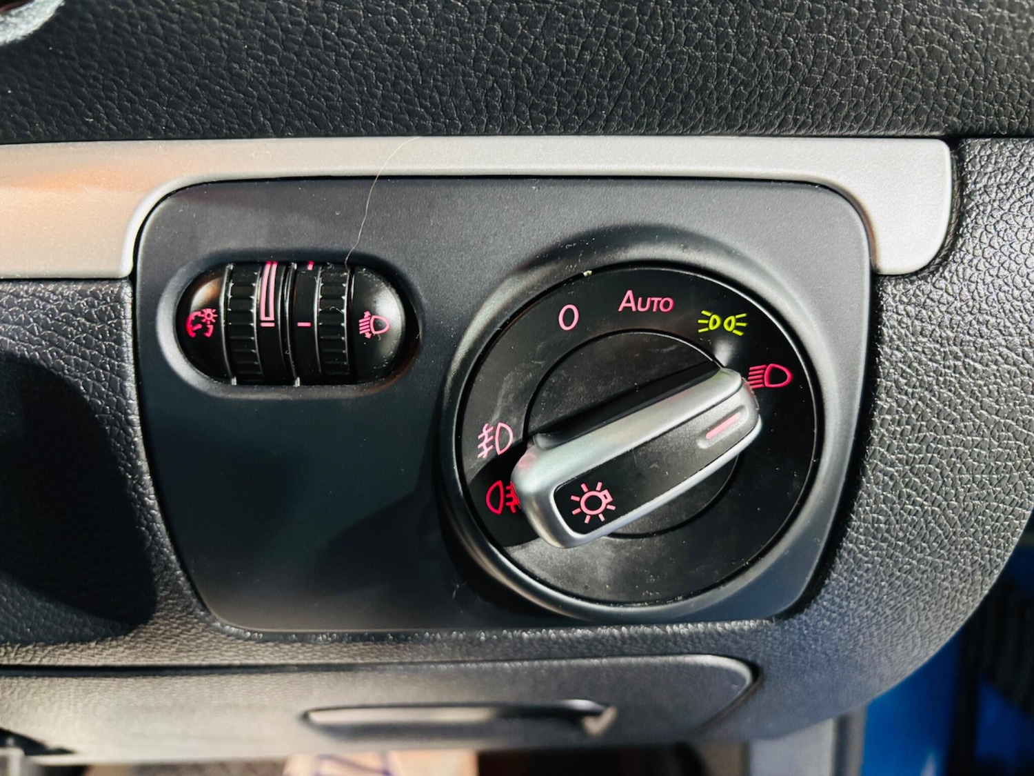 Used Volkswagen Scirocco 2013 for sale - 76993407: Photo 21