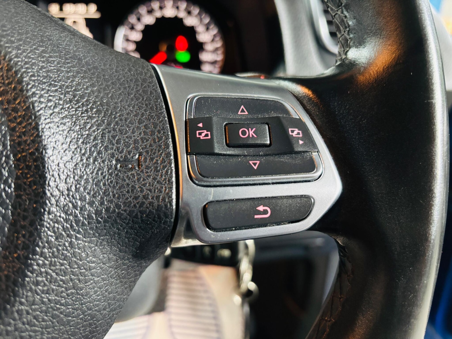 Used Volkswagen Scirocco 2013 for sale - 76993407: Photo 22