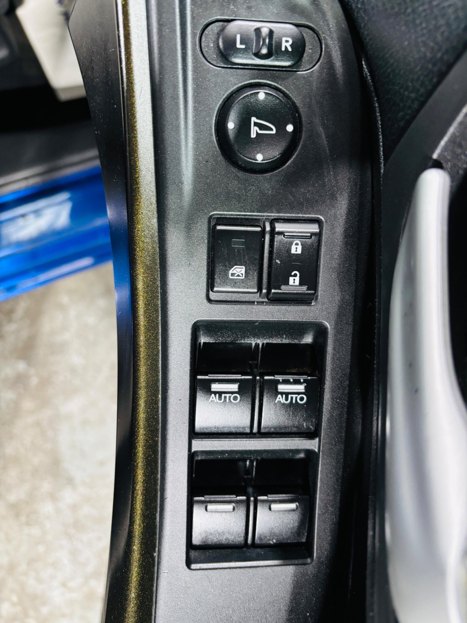 Used Honda Civic 2012 for sale - 76094141: Photo 17