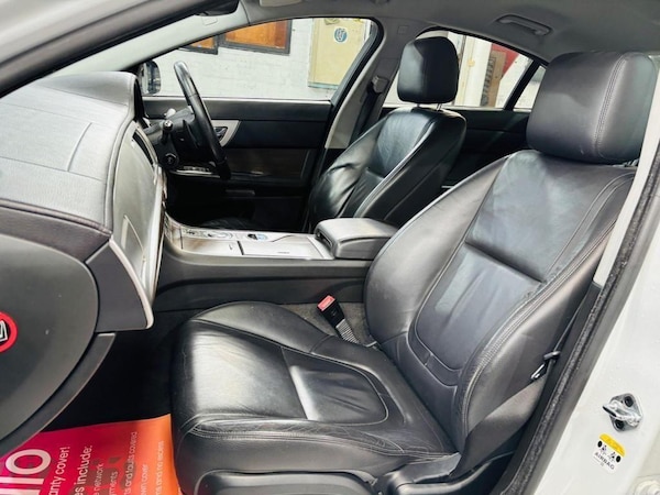Used Jaguar XF 2012 for sale - 76189185: Photo 12