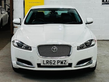 Used Jaguar XF 2012 for sale - 76189185: Photo 2