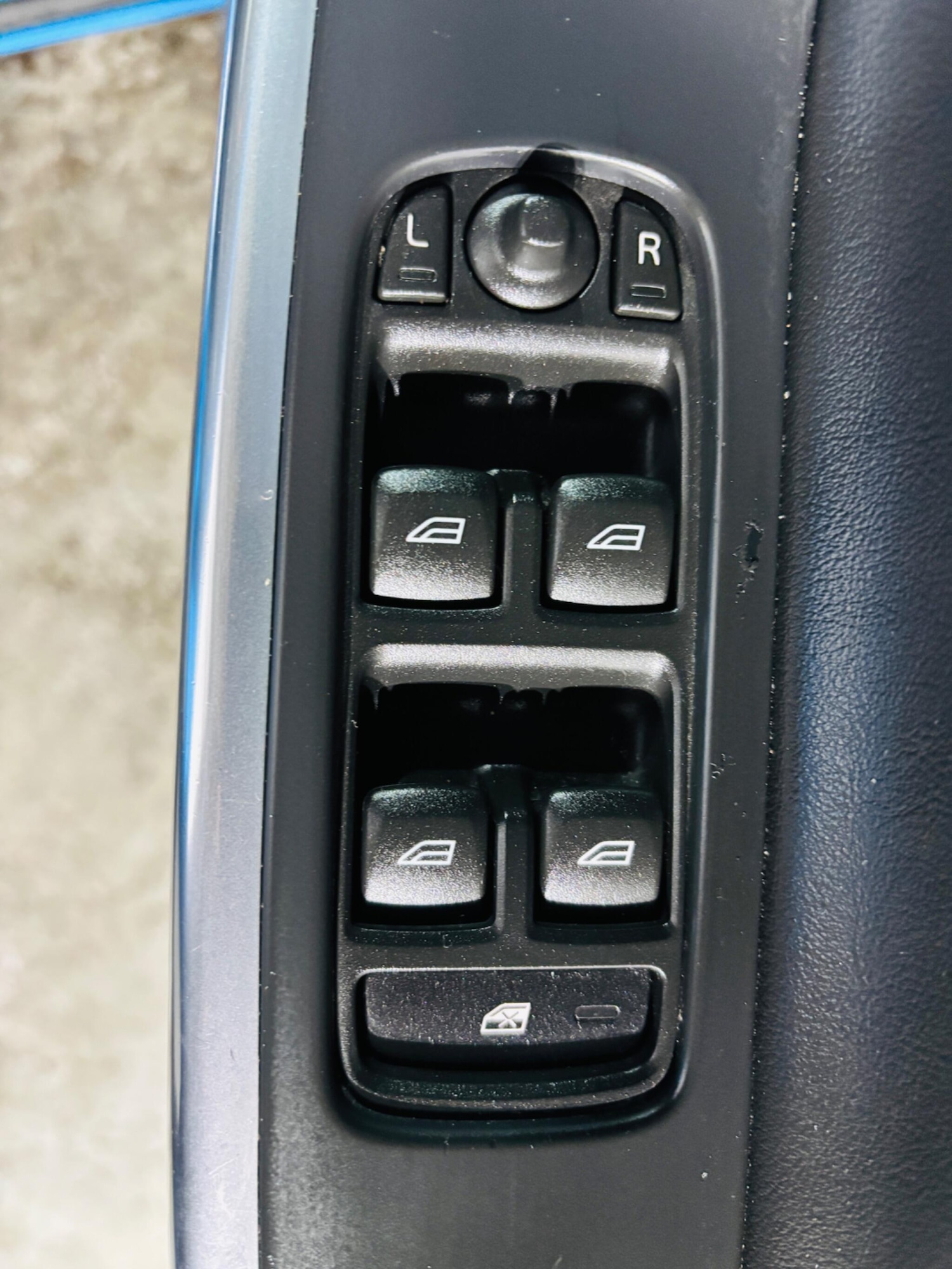 Used Volvo S60 2014 for sale - 76866397: Photo 17