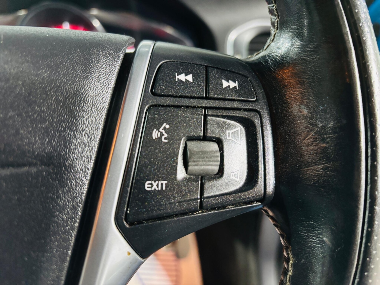 Used Volvo S60 2014 for sale - 76866397: Photo 19