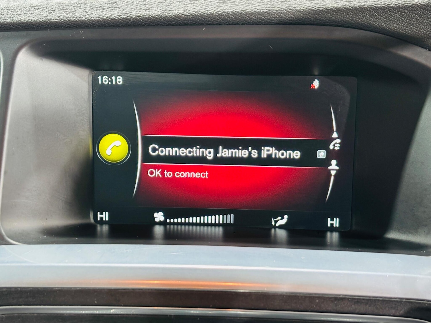 Used Volvo S60 2014 for sale - 76866397: Photo 25