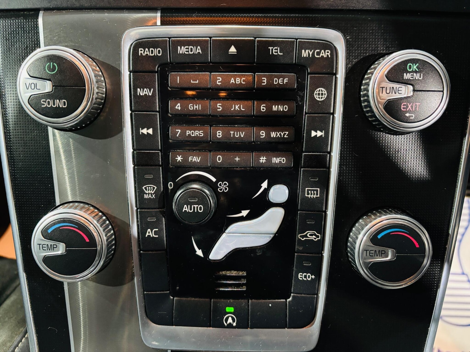 Used Volvo S60 2014 for sale - 76866397: Photo 26