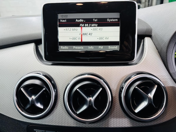 Used Mercedes-Benz B-Class 2014 for sale - 76247584: Photo 24