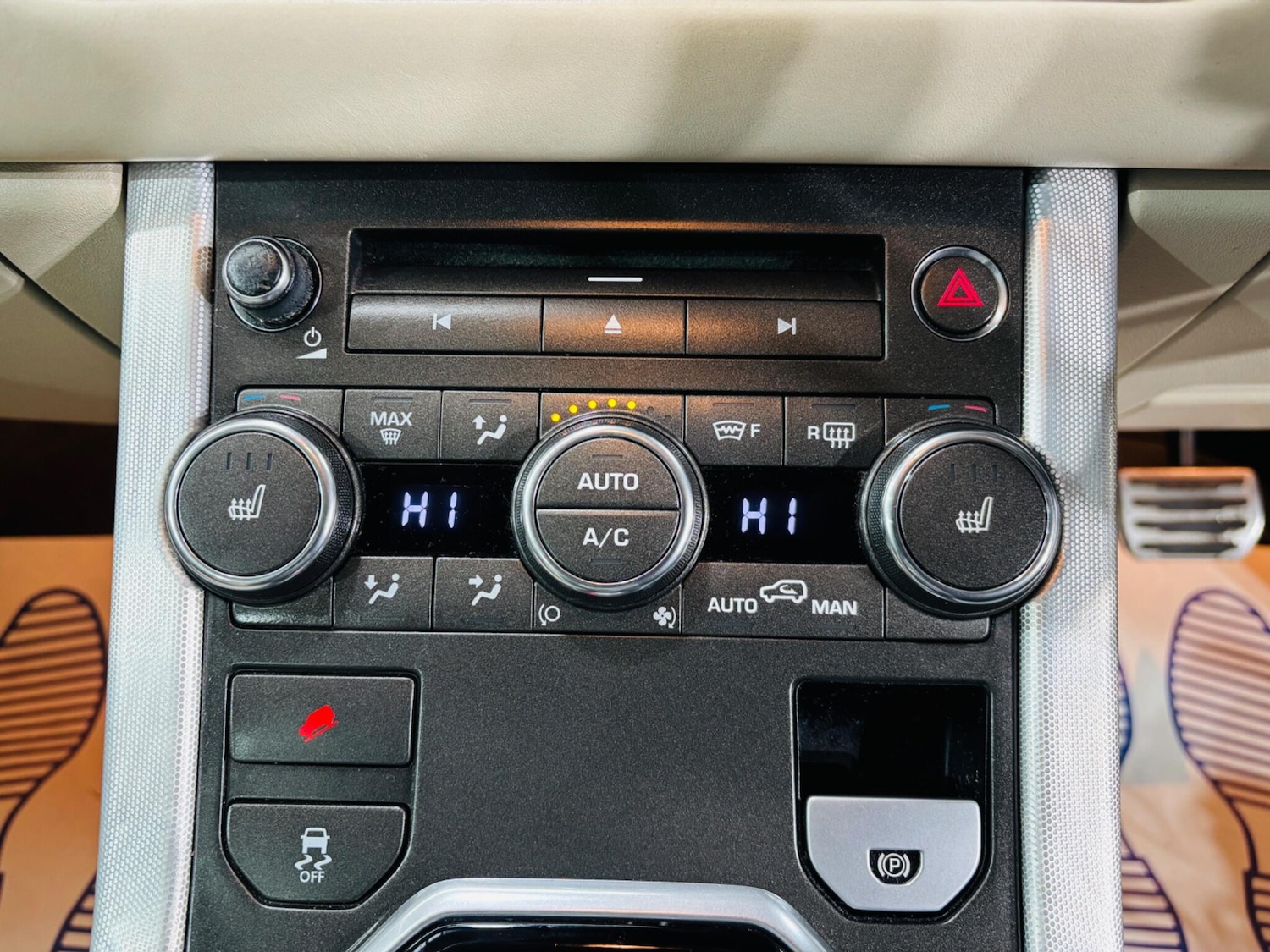 Used Land Rover Range Rover Evoque 2013 for sale - 78007541: Photo 23