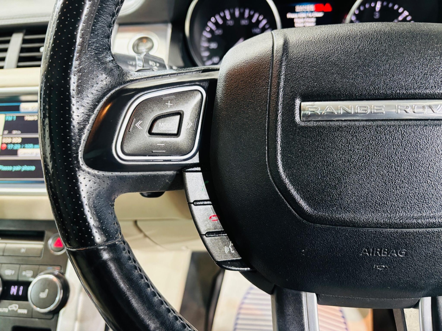 Used Land Rover Range Rover Evoque 2013 for sale - 78007541: Photo 26