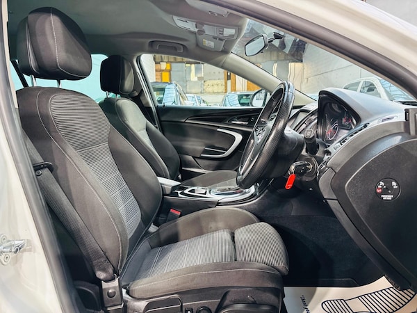 Used Vauxhall Insignia 2015 for sale - 76041695: Photo 13