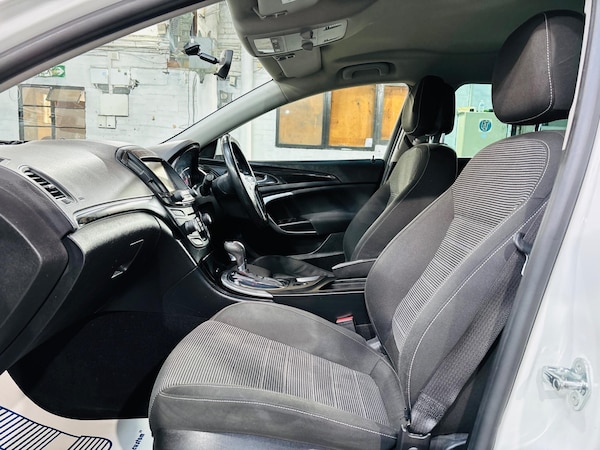 Used Vauxhall Insignia 2015 for sale - 76041695: Photo 15