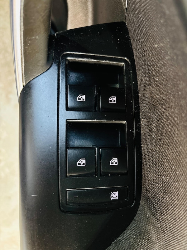 Used Vauxhall Insignia 2015 for sale - 76041695: Photo 17