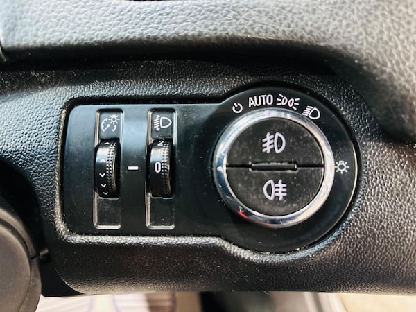 Used Vauxhall Insignia 2015 for sale - 76041695: Photo 19