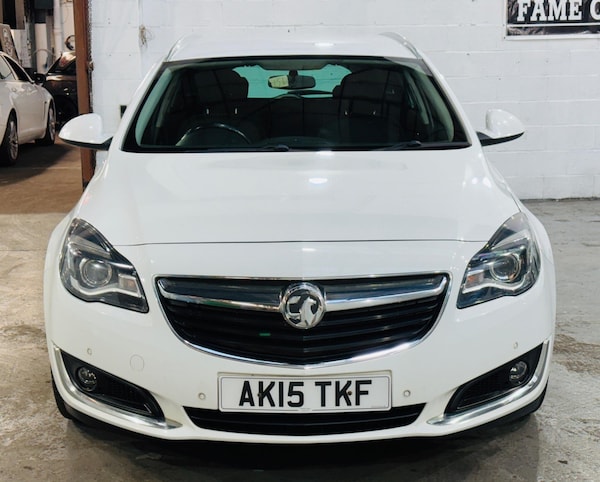 Used Vauxhall Insignia 2015 for sale - 76041695: Photo 2