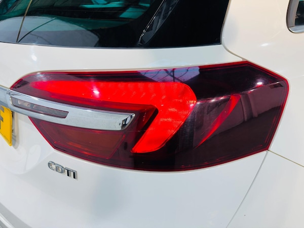 Used Vauxhall Insignia 2015 for sale - 76041695: Photo 32