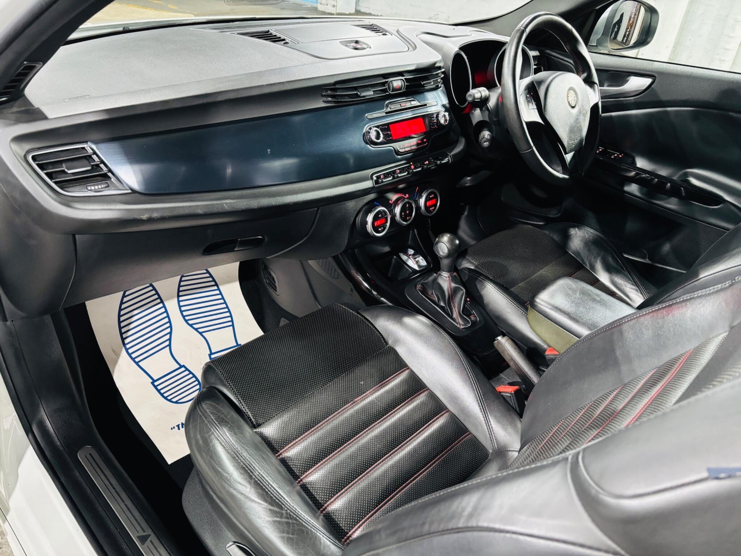 Used Alfa Romeo Giulietta 2013 for sale - 76658848: Photo 14