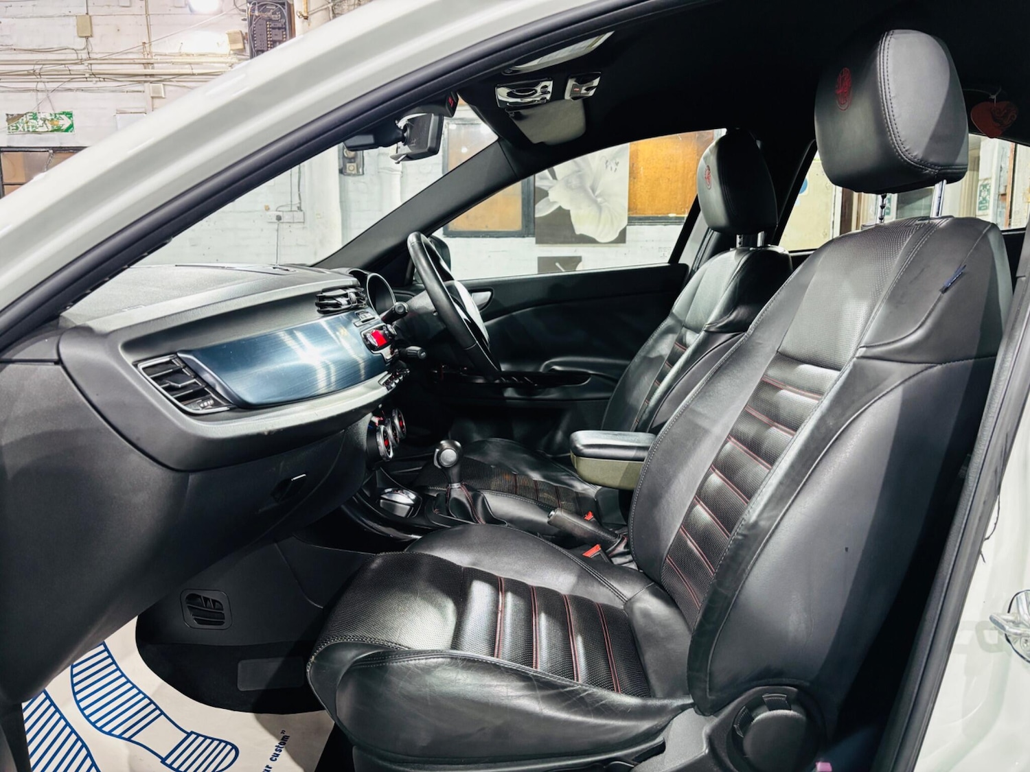 Used Alfa Romeo Giulietta 2013 for sale - 76658848: Photo 15