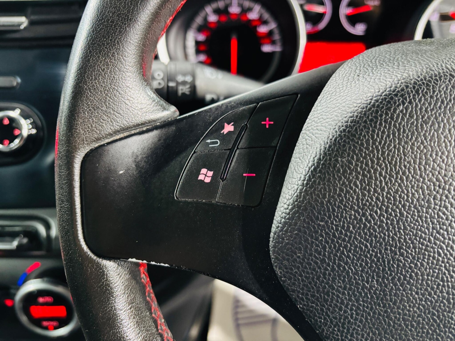 Used Alfa Romeo Giulietta 2013 for sale - 76658848: Photo 20