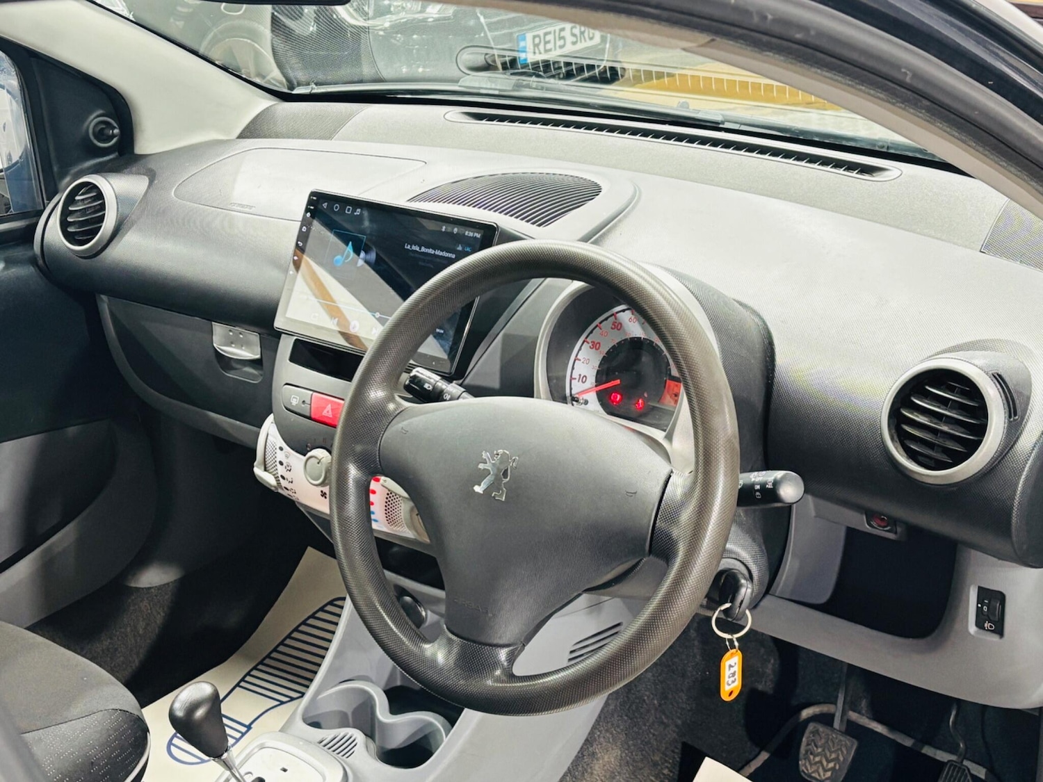 Used Peugeot 107 2010 for sale - 78047375: Photo 11