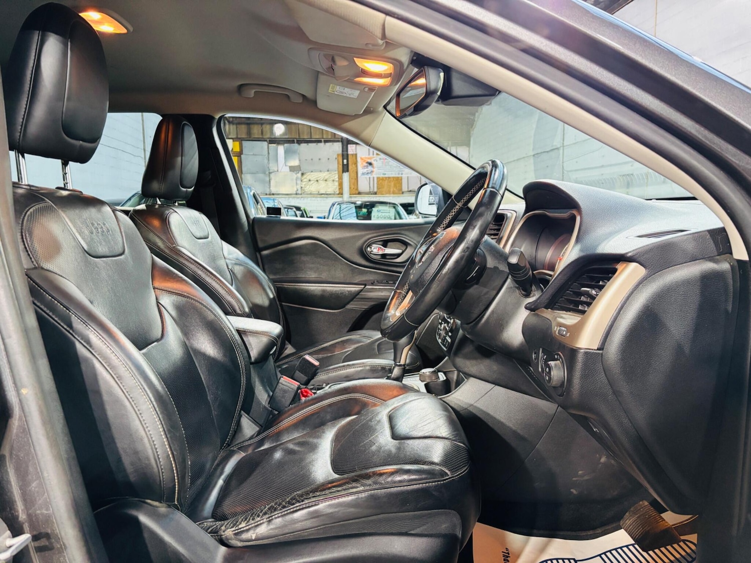 Used Jeep Cherokee 2014 for sale - 77892626: Photo 13