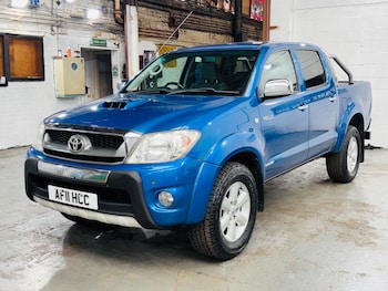 Used Toyota Hilux 2011 for sale - 75768932: Photo