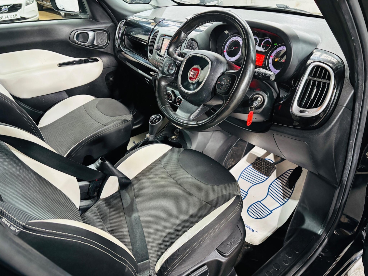 Used Fiat 500L 2015 for sale - 77839434: Photo 10