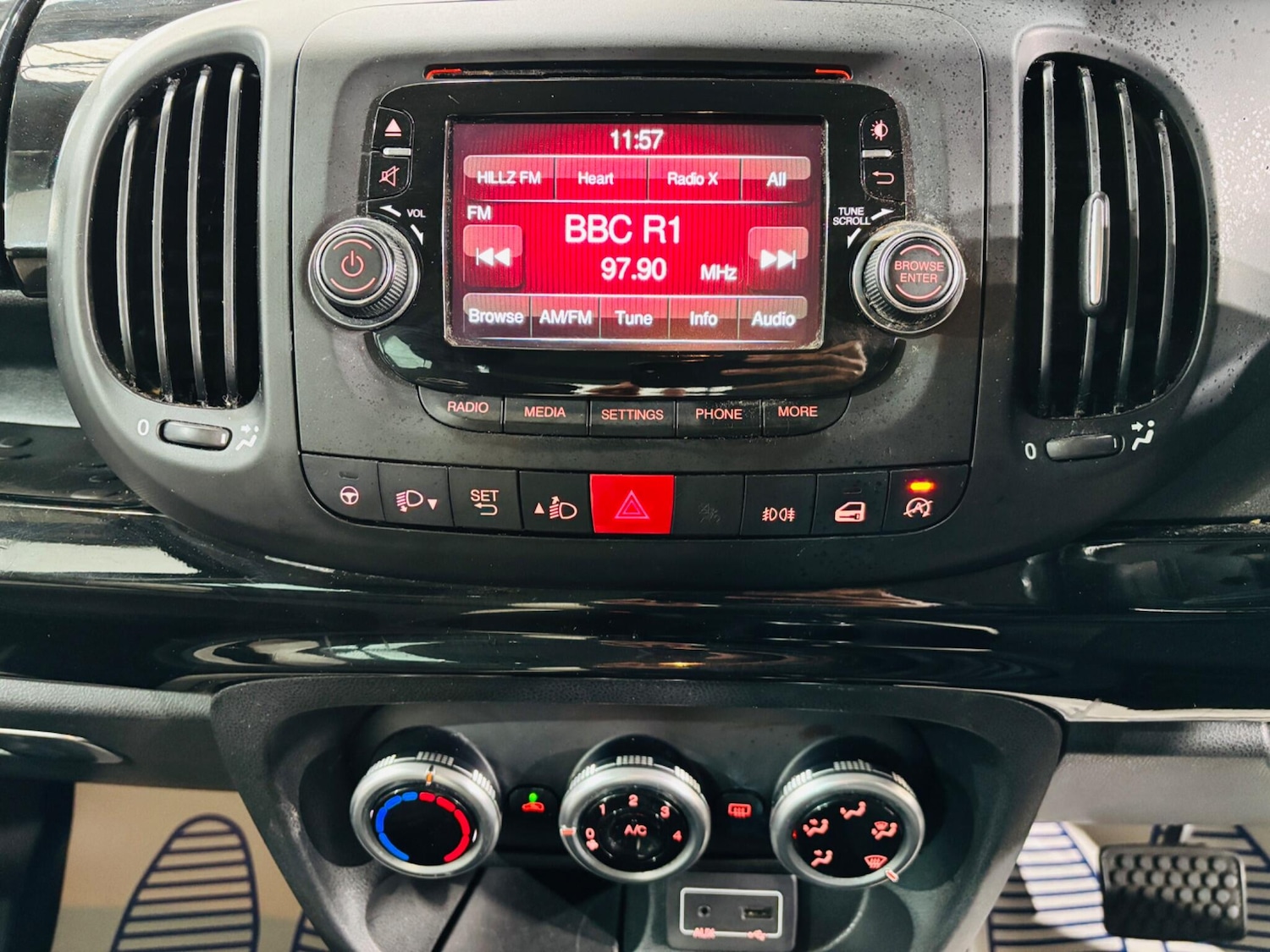 Used Fiat 500L 2015 for sale - 77839434: Photo 21