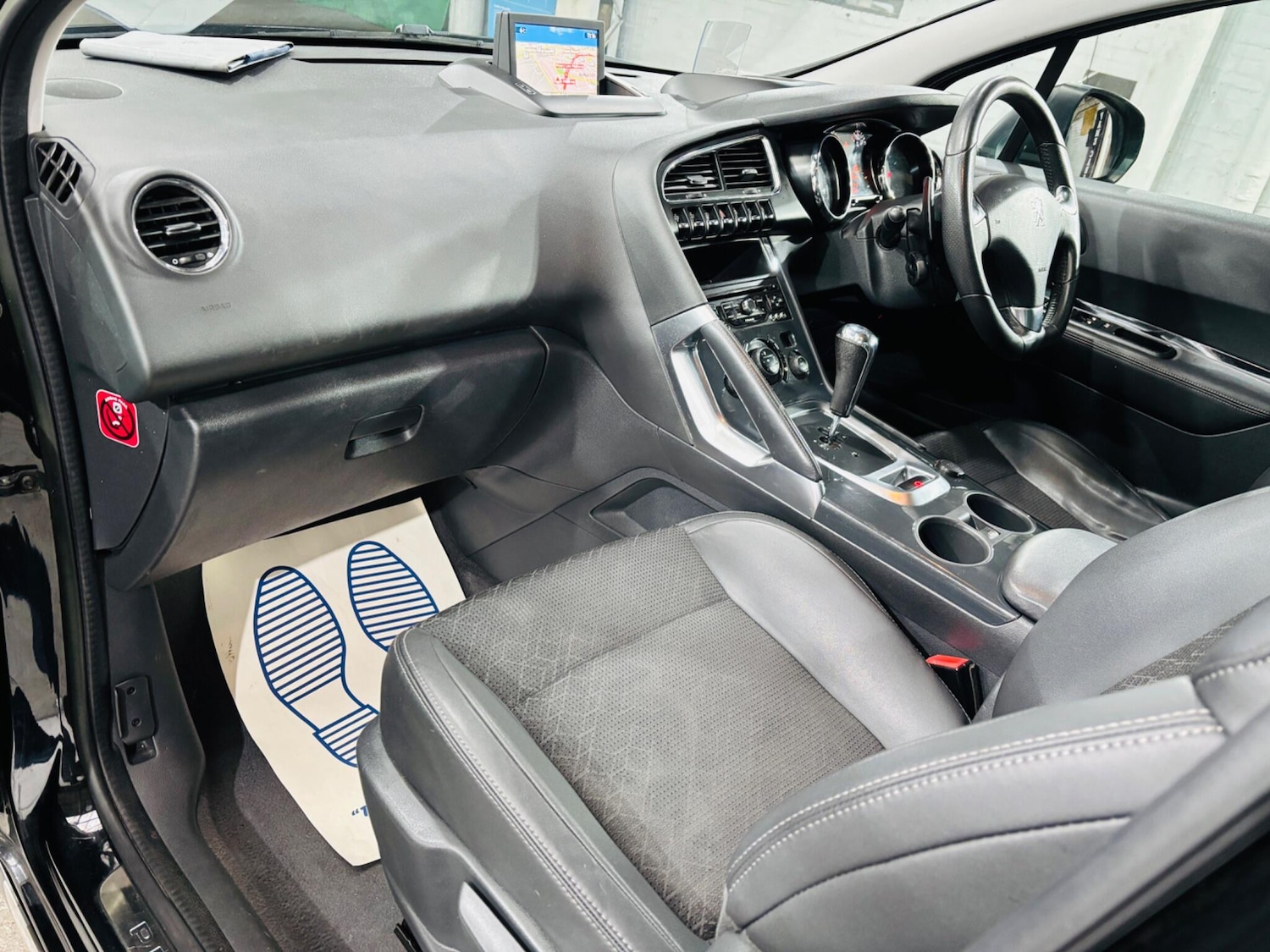 Used Peugeot 3008 2014 for sale - 77440979: Photo 14