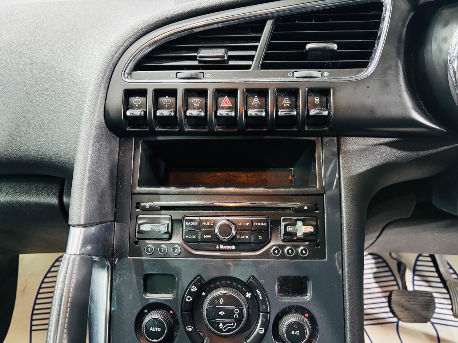 Used Peugeot 3008 2014 for sale - 77440979: Photo 25