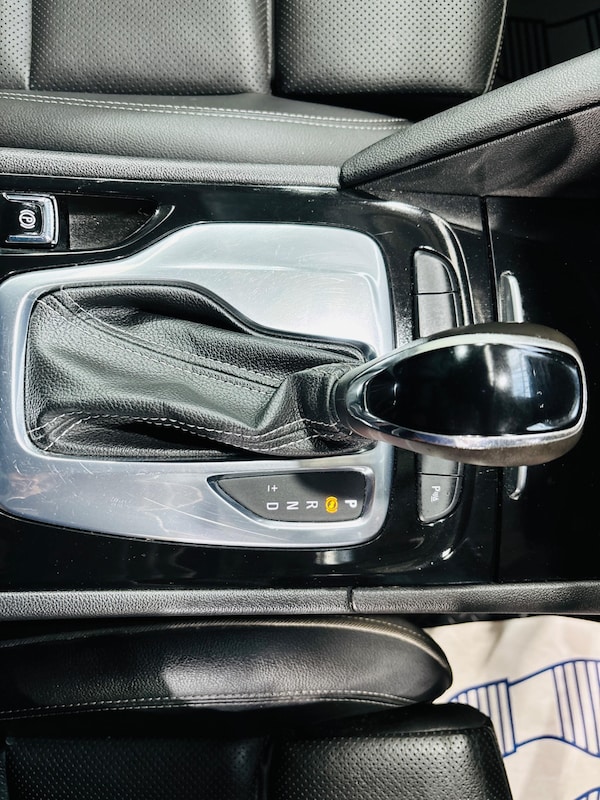 Used Vauxhall Insignia 2017 for sale - 76189204: Photo 32