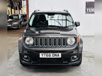 Used Jeep Renegade 2016 for sale - 79093557: Photo