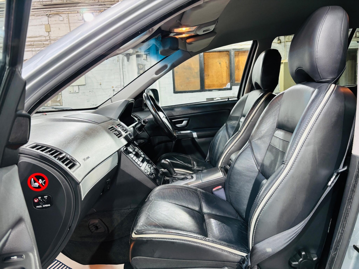 Used Volvo XC90 2009 for sale - 76752528: Photo 15