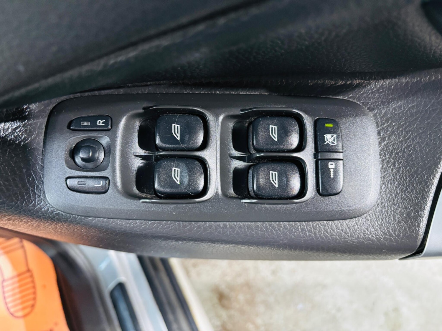 Used Volvo XC90 2009 for sale - 76752528: Photo 18