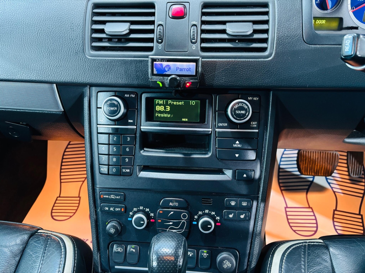 Used Volvo XC90 2009 for sale - 76752528: Photo 24