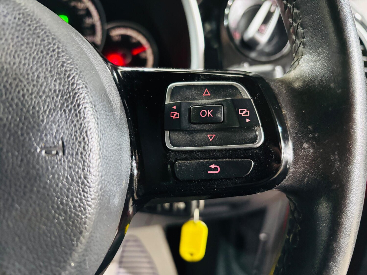 Used Volkswagen Beetle for sale - 78185294: Photo 19