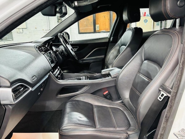 Used Jaguar F-Pace 2017 for sale - 75050659: Photo 12