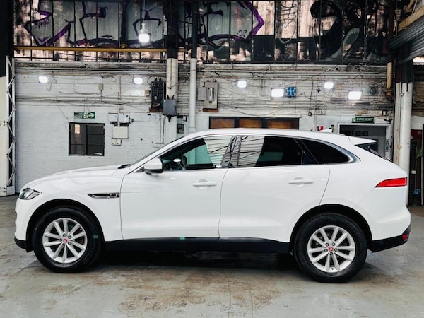 Used Jaguar F-Pace 2017 for sale - 75050659: Photo 8