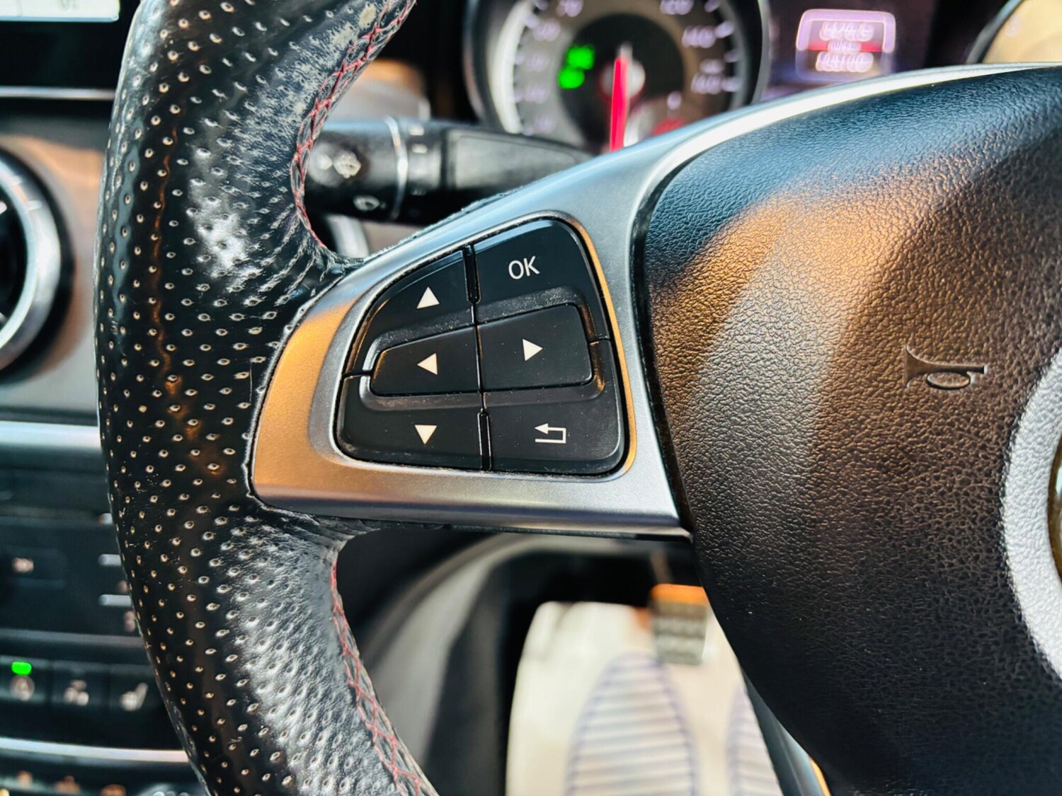 Used Mercedes-Benz CLA for sale - 77710376: Photo 21