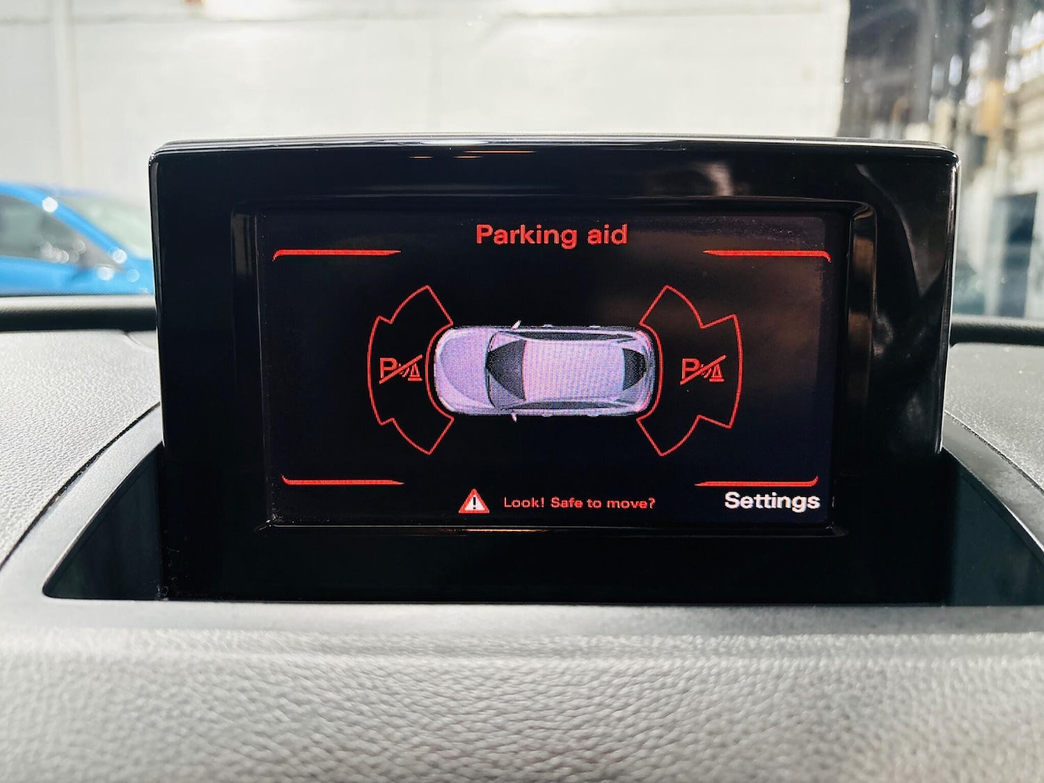 Used Audi Q3 2013 for sale - 76485726: Photo 29