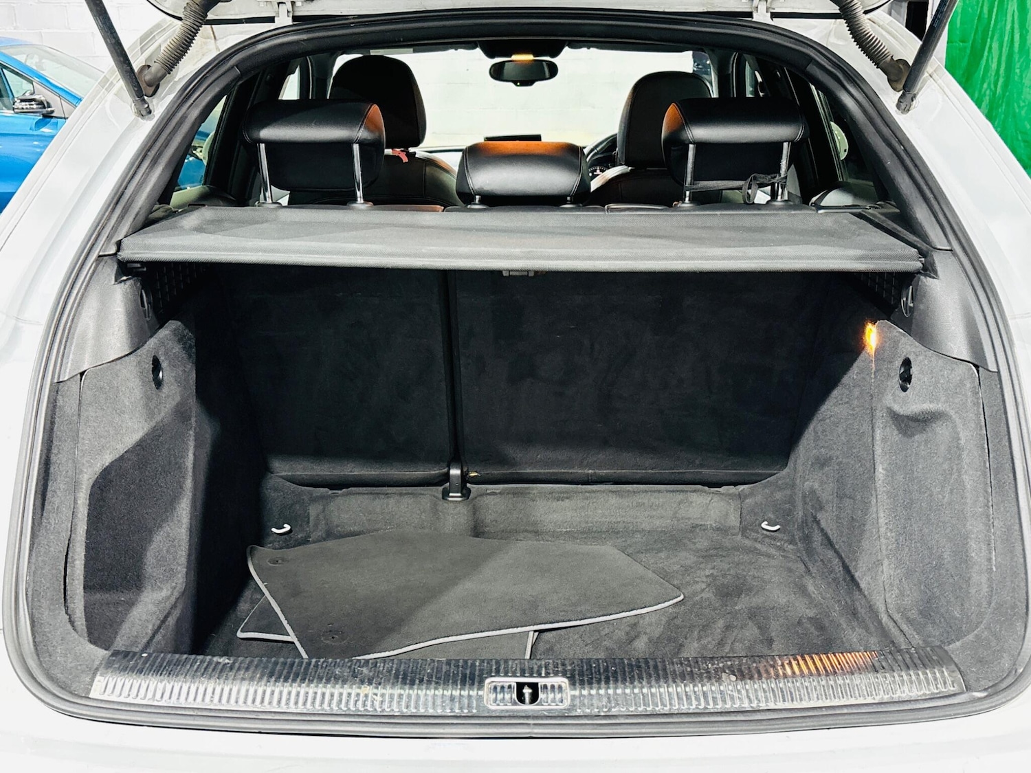 Used Audi Q3 2013 for sale - 76485726: Photo 38