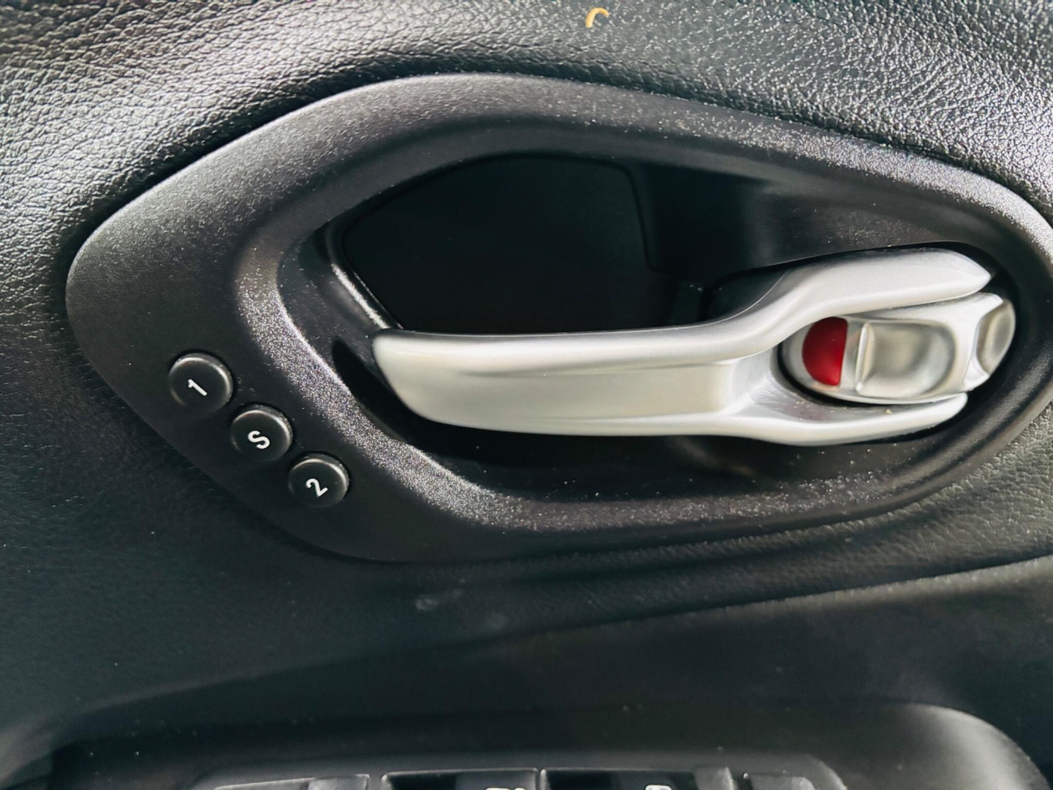 Used Jeep Cherokee 2014 for sale - 78048221: Photo 30