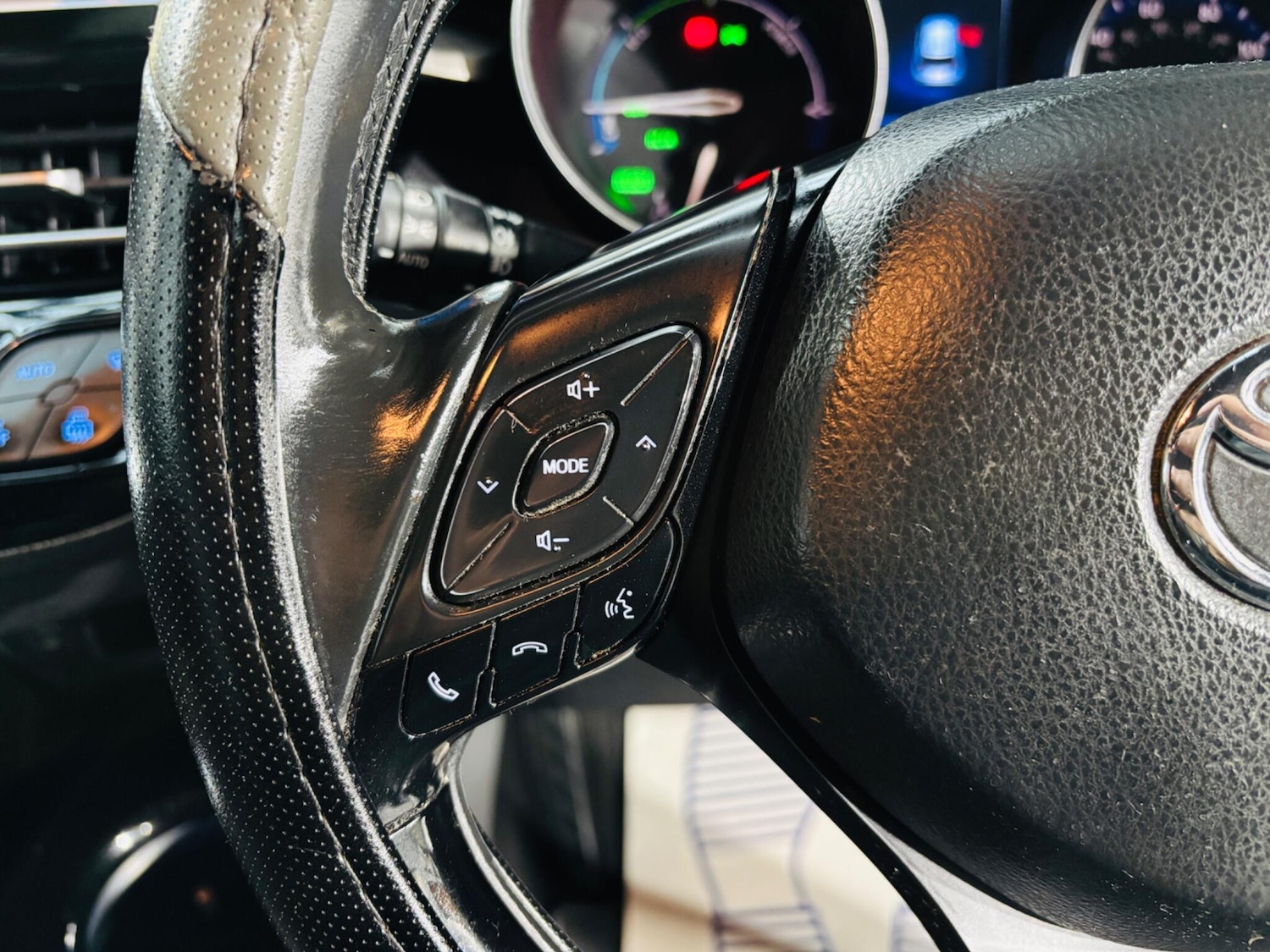 Used Toyota C-HR 2018 for sale - 77626155: Photo 19